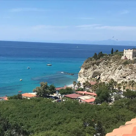 Couette-café Nereide Tropea