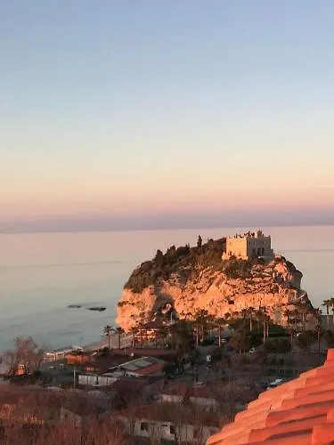 Nereide Couette-café Tropea