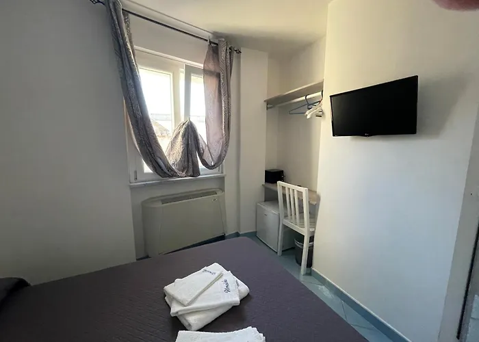 Couette-café Nereide 4*